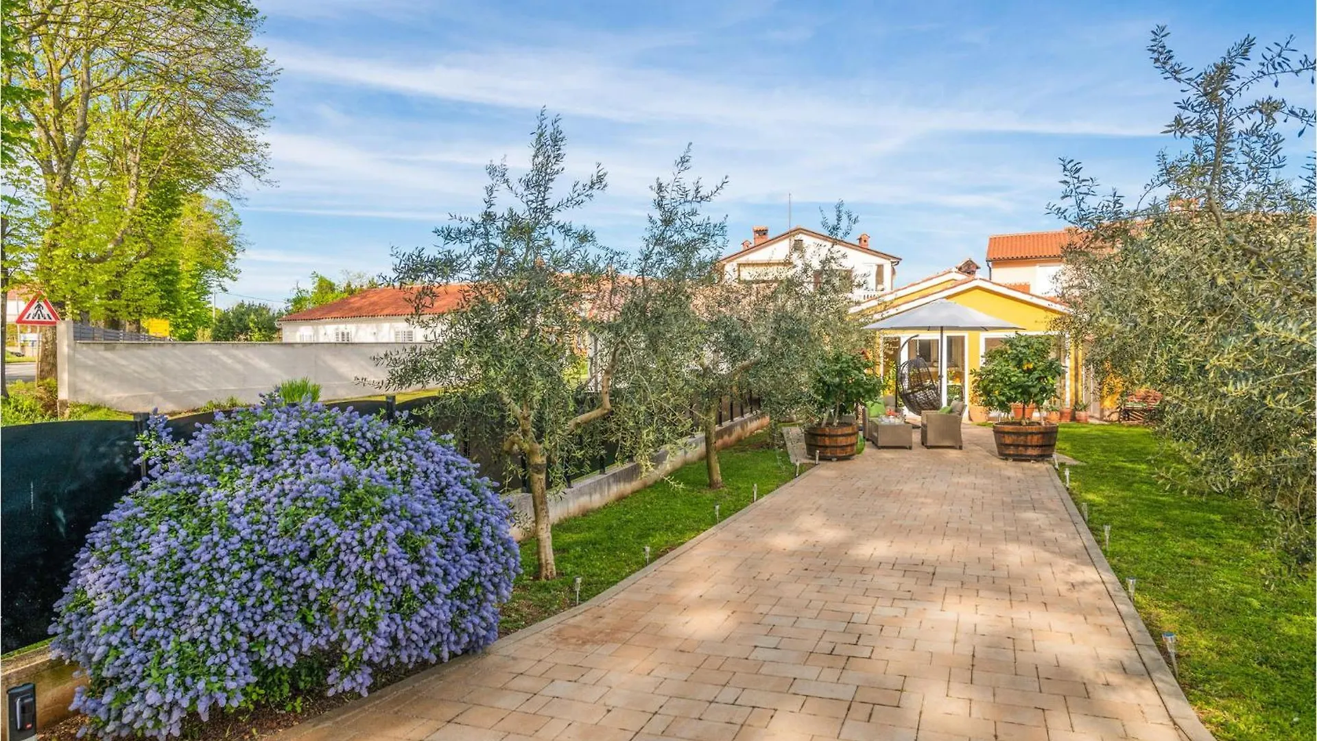 1 Bedroom Cozy Home In Marcana Holiday home